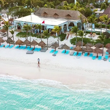 Beach Oasis Jungle Garden Private Beach Club Apartment
